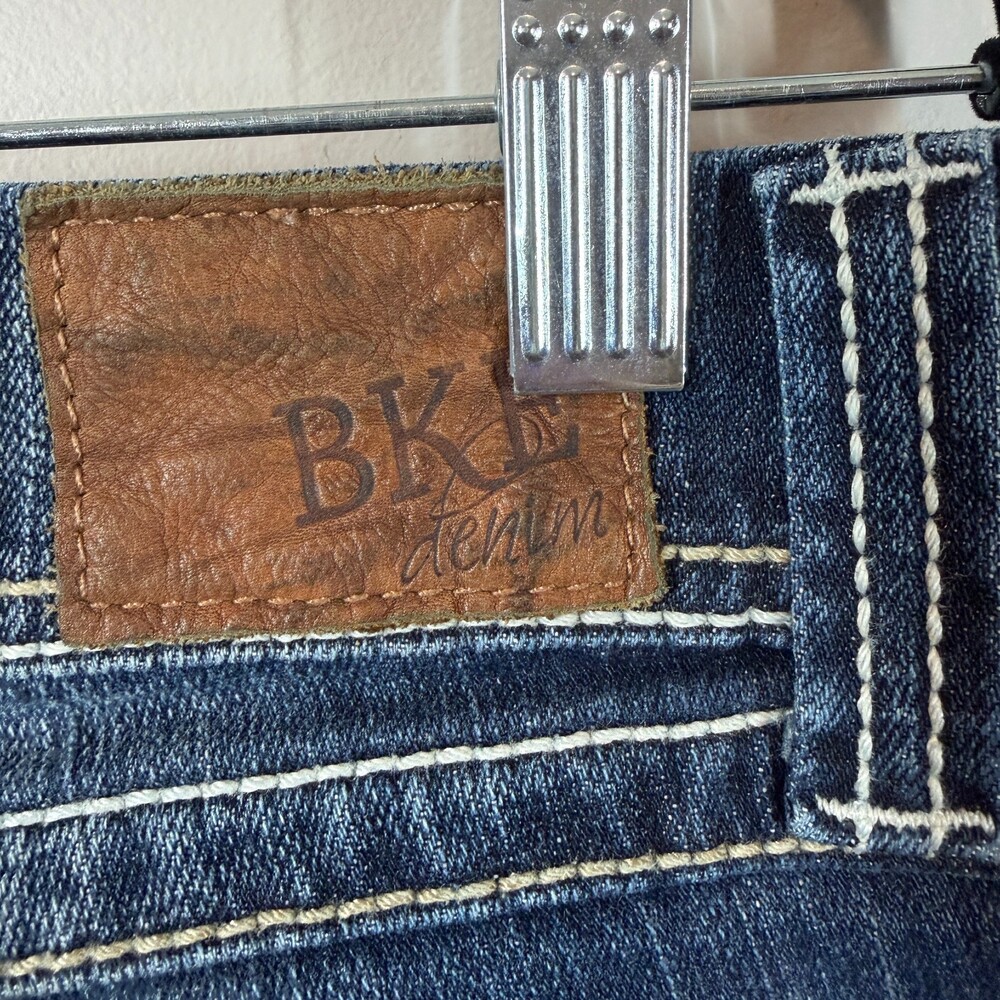 BKE Stella Dark Wash Denim Jeans Size 29 White Stitching Low Rise Y2K Buckle - Picture 5 of 10